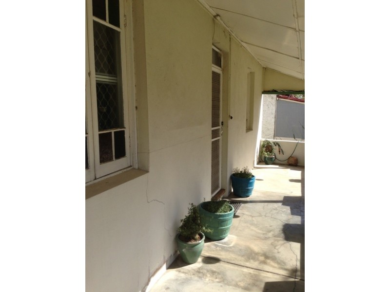 52 Morrisset Street, Bathurst NSW 2795