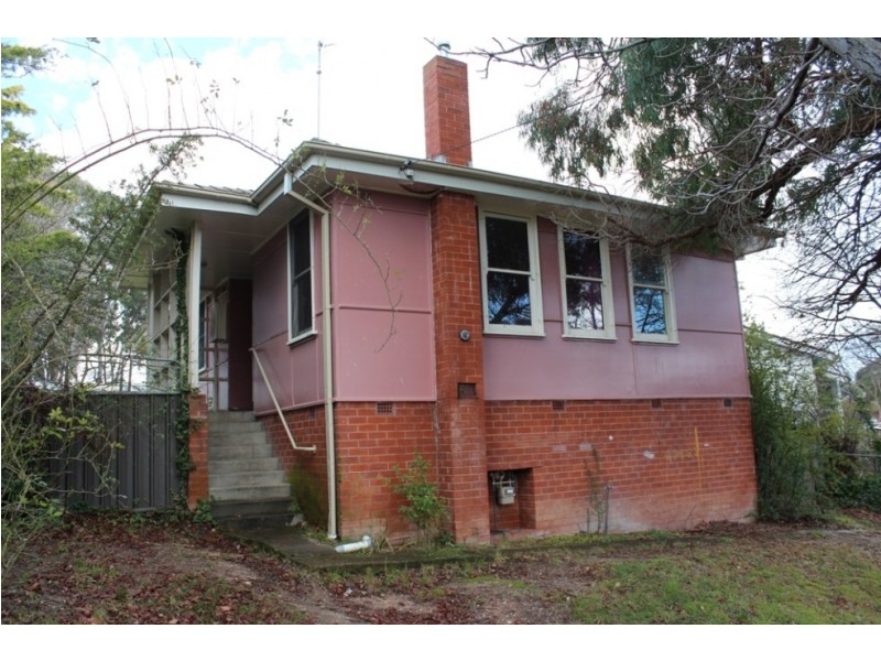 21 Cutler Street, Bathurst NSW 2795