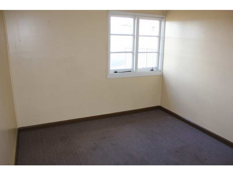 1 Moodie Place, Bathurst NSW 2795