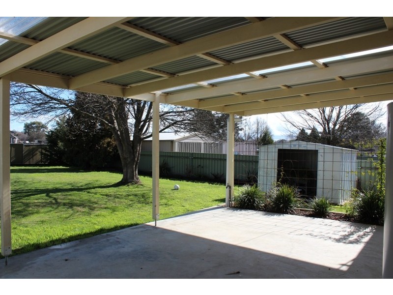 25 Napier Street, Blayney NSW 2799