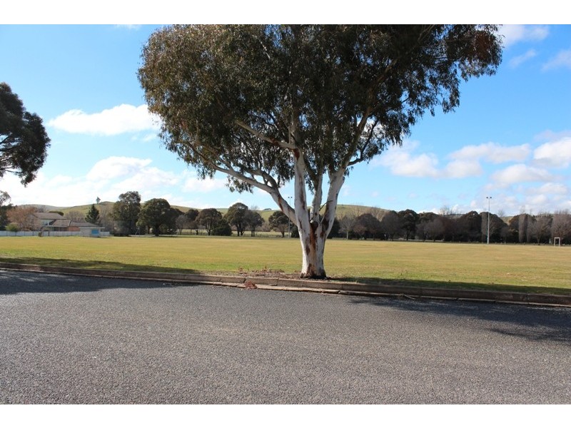 25 Napier Street, Blayney NSW 2799