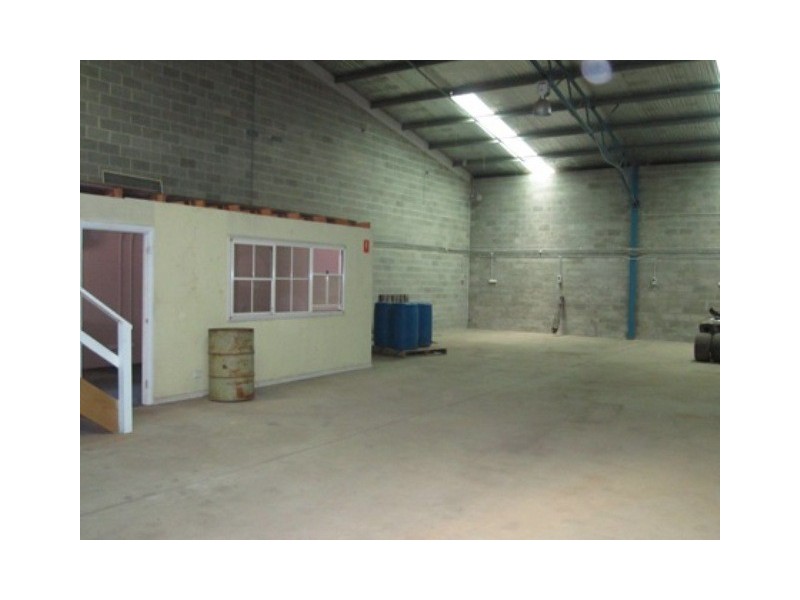 2/6 Kirkcaldy Street, Bathurst NSW 2795