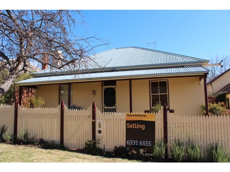 7 Ophir Street, Bathurst NSW 2795