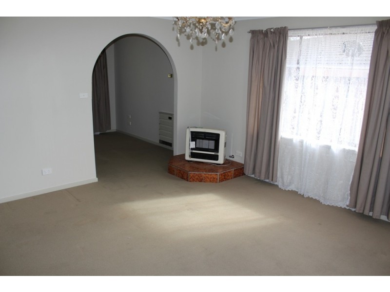 26 Locke Street, Bathurst NSW 2795