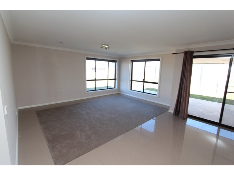 56 Ashworth Drive, Kelso NSW 2795