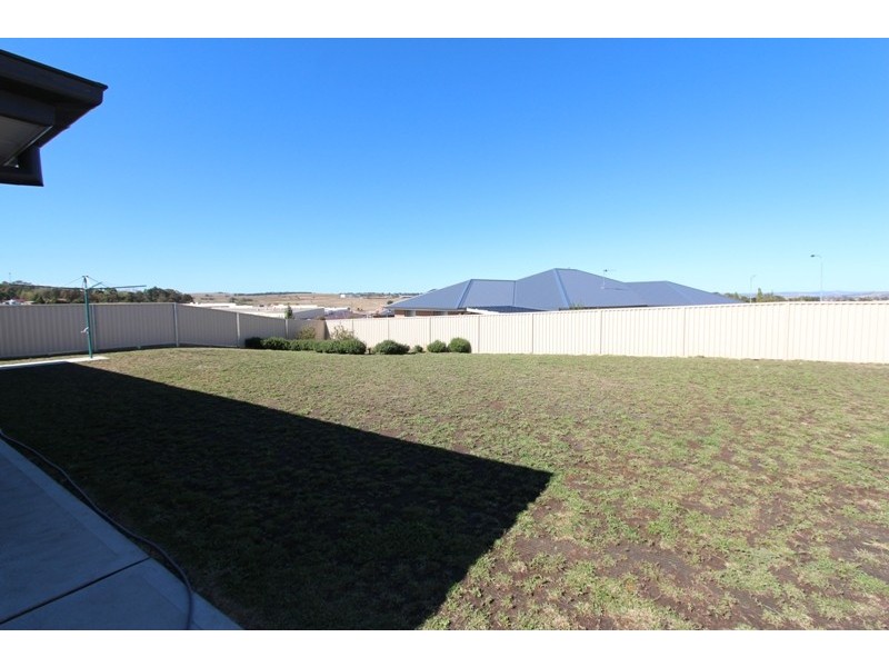 56 Ashworth Drive, Kelso NSW 2795