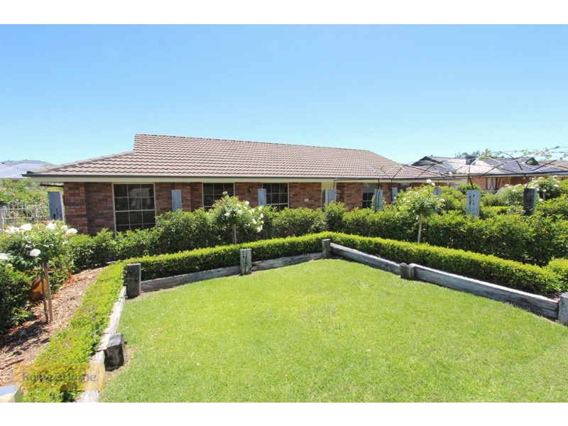 18 Wentworth Drive, Kelso NSW 2795