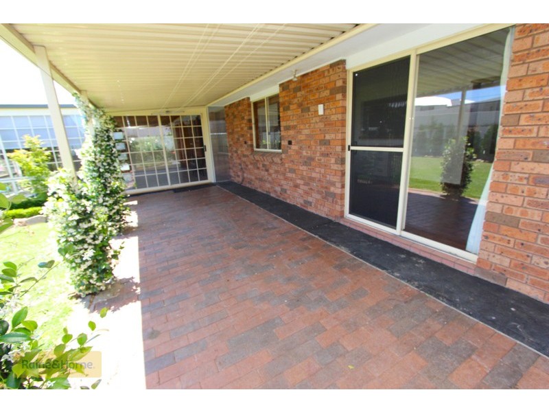 18 Wentworth Drive, Kelso NSW 2795