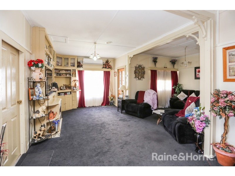 7 McPhillamy Avenue, Gormans Hill NSW 2795