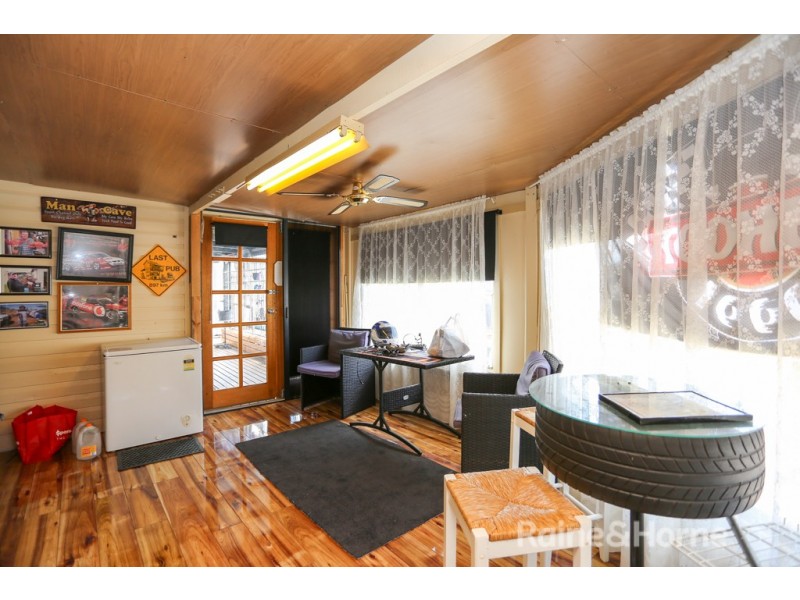 7 McPhillamy Avenue, Gormans Hill NSW 2795