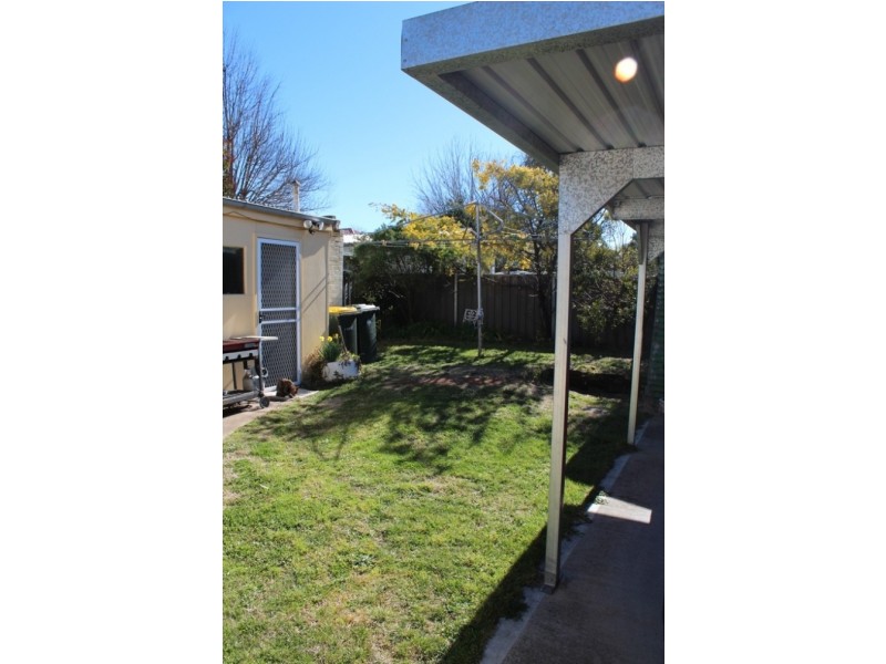 7 Devonshire Lane, Bathurst NSW 2795
