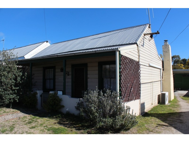 7 Devonshire Lane, Bathurst NSW 2795