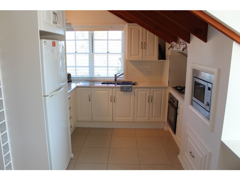 246 Peel Street, Bathurst NSW 2795