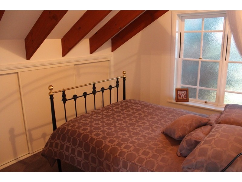 246 Peel Street, Bathurst NSW 2795