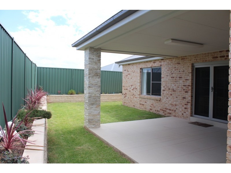 22 Munro Street, Bathurst NSW 2795