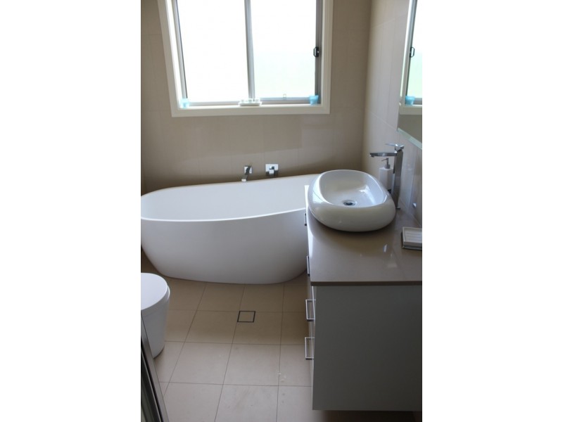 22 Munro Street, Bathurst NSW 2795