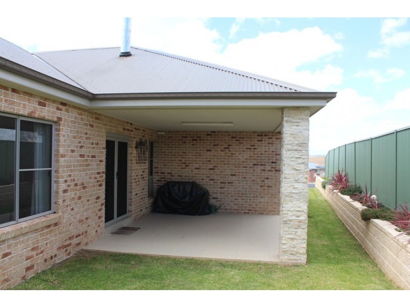 22 Munro Street, Bathurst NSW 2795