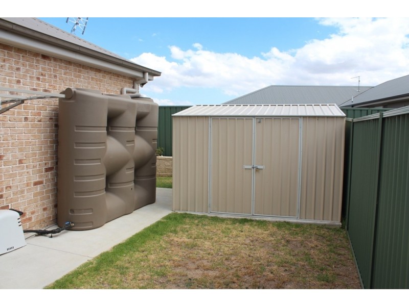 22 Munro Street, Bathurst NSW 2795