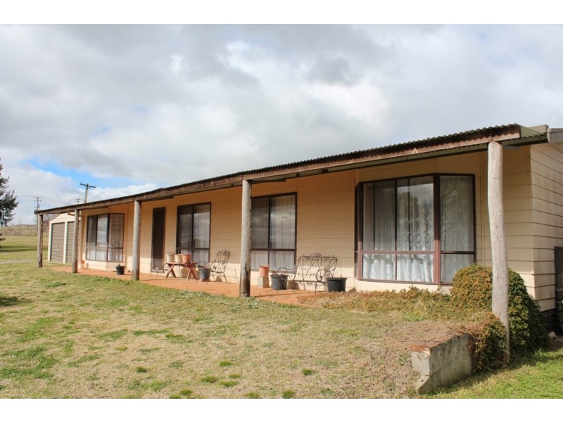 129 Ophir Road, Bathurst NSW 2795