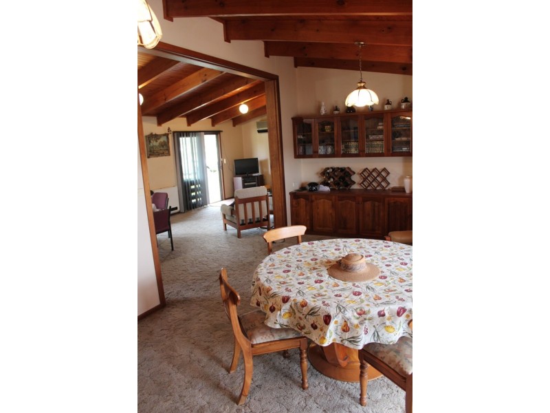 129 Ophir Road, Bathurst NSW 2795