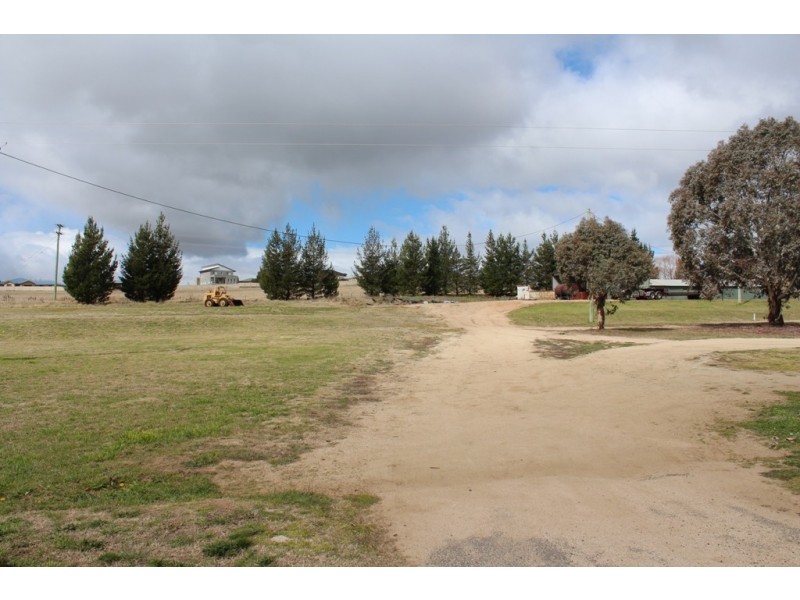 129 Ophir Road, Bathurst NSW 2795