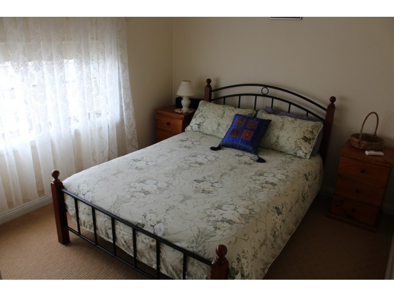 366 Stewart Street, Bathurst NSW 2795