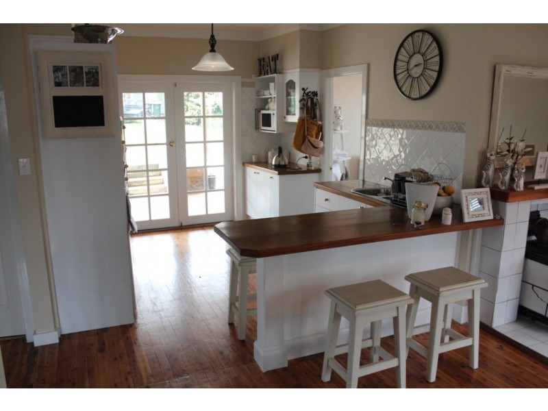 235 Browning Street, Bathurst NSW 2795