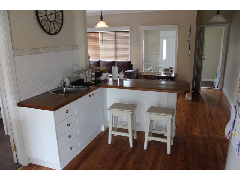 235 Browning Street, Bathurst NSW 2795