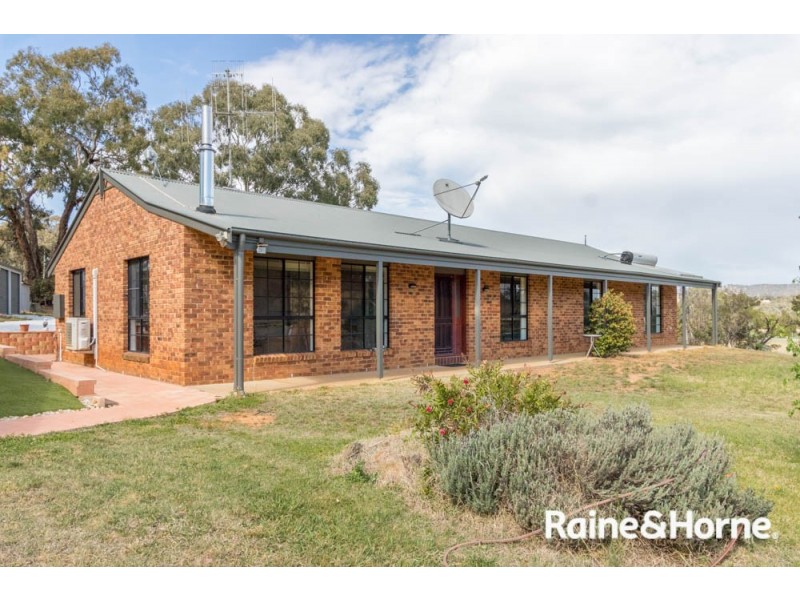 49 Fitzroy Street, Peel NSW 2795