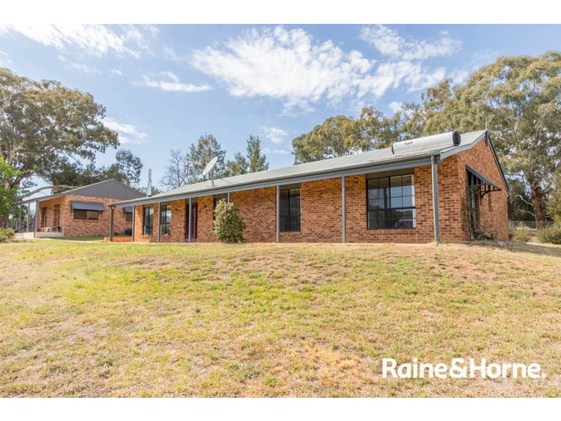 49 Fitzroy Street, Peel NSW 2795