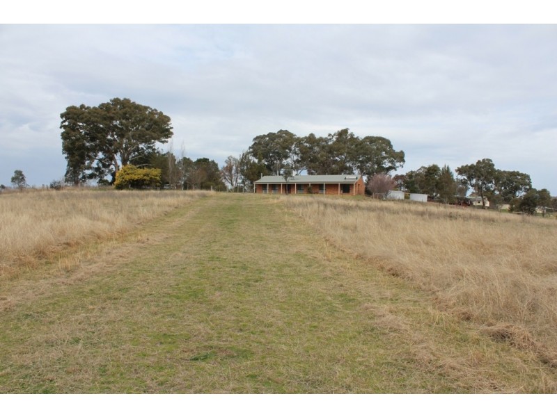 49 Fitzroy Street, Peel NSW 2795