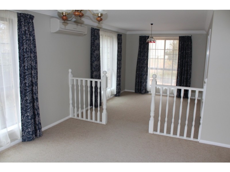 49 Fitzroy Street, Peel NSW 2795