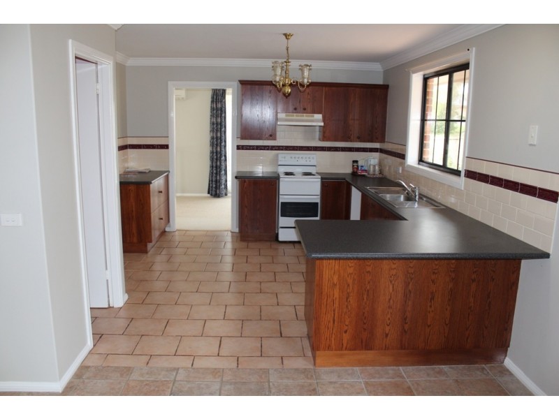 49 Fitzroy Street, Peel NSW 2795