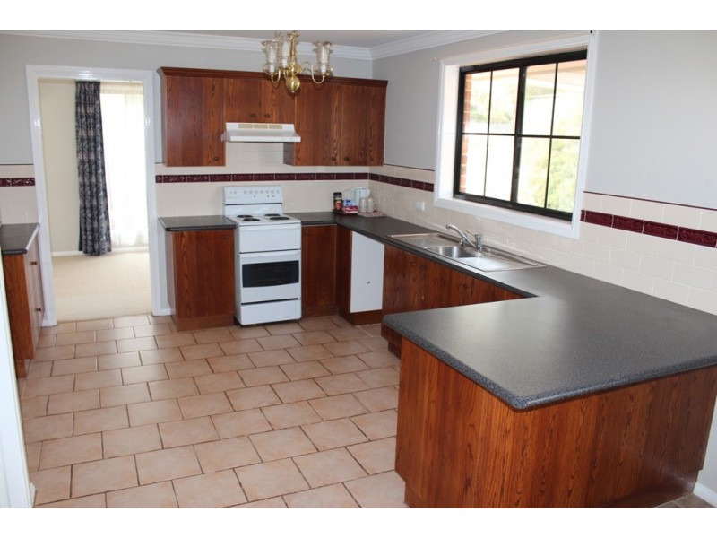 49 Fitzroy Street, Peel NSW 2795