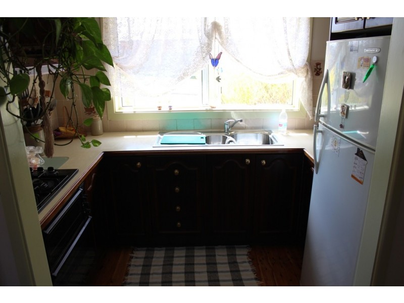 15 Currawong Street, Bathurst NSW 2795