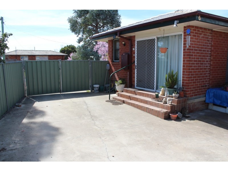 15 Currawong Street, Bathurst NSW 2795
