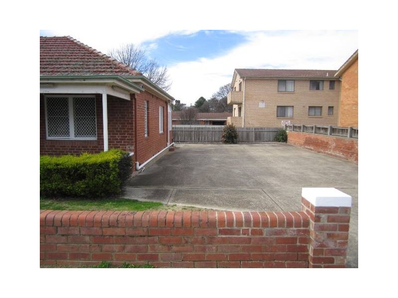 129 Piper St, Bathurst NSW 2795