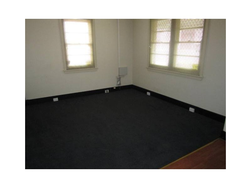 129 Piper St, Bathurst NSW 2795