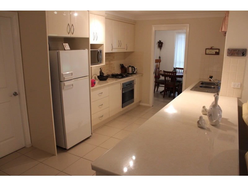 11 Walpole Close, Kelso NSW 2795
