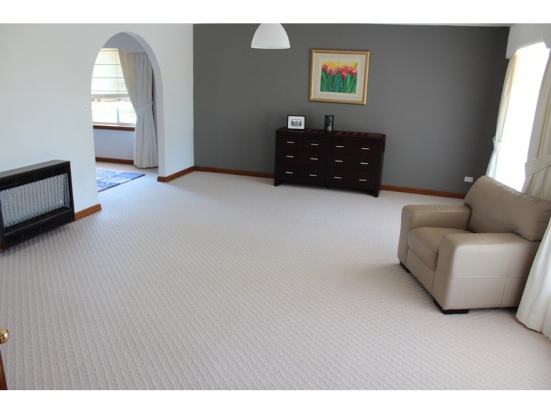 9 Colville Street, Bathurst NSW 2795