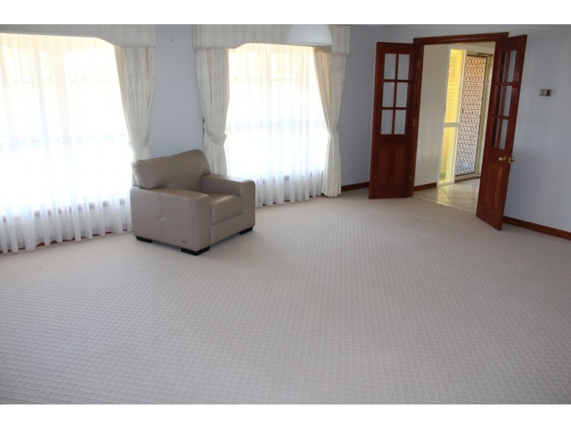 9 Colville Street, Bathurst NSW 2795