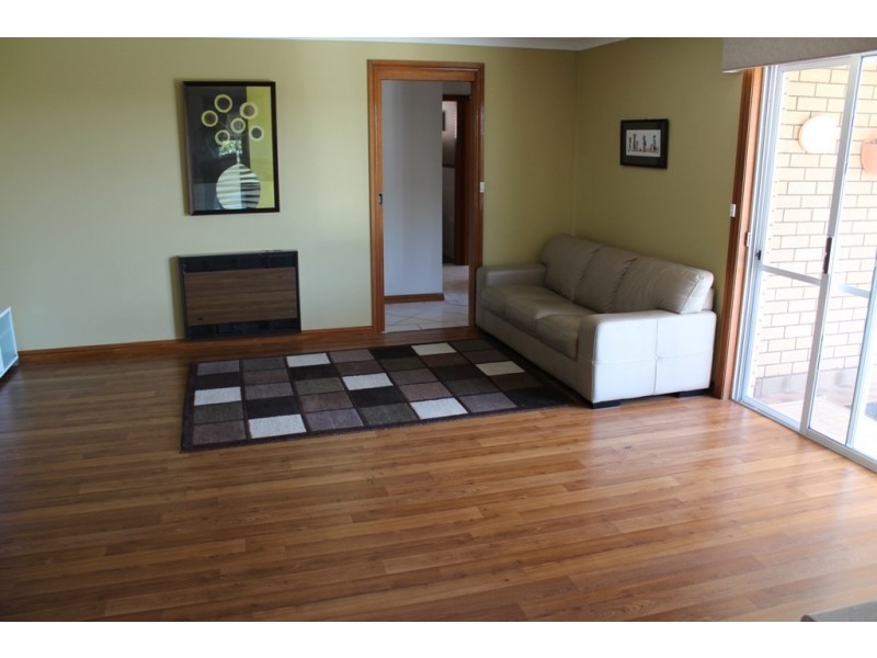 9 Colville Street, Bathurst NSW 2795