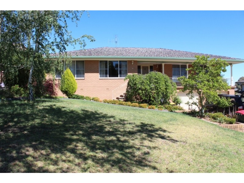 9 Colville Street, Bathurst NSW 2795