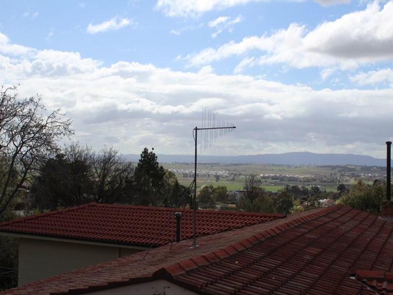 17 White Street, Bathurst NSW 2795