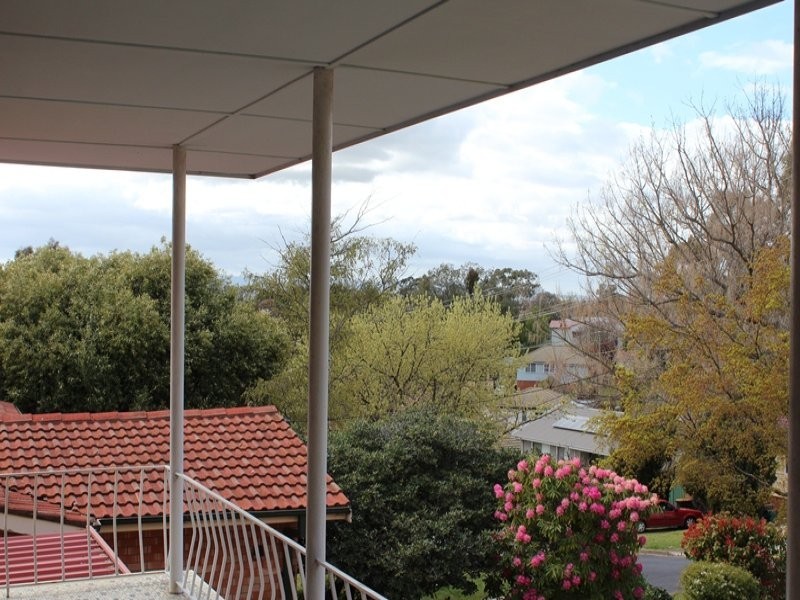 17 White Street, Bathurst NSW 2795