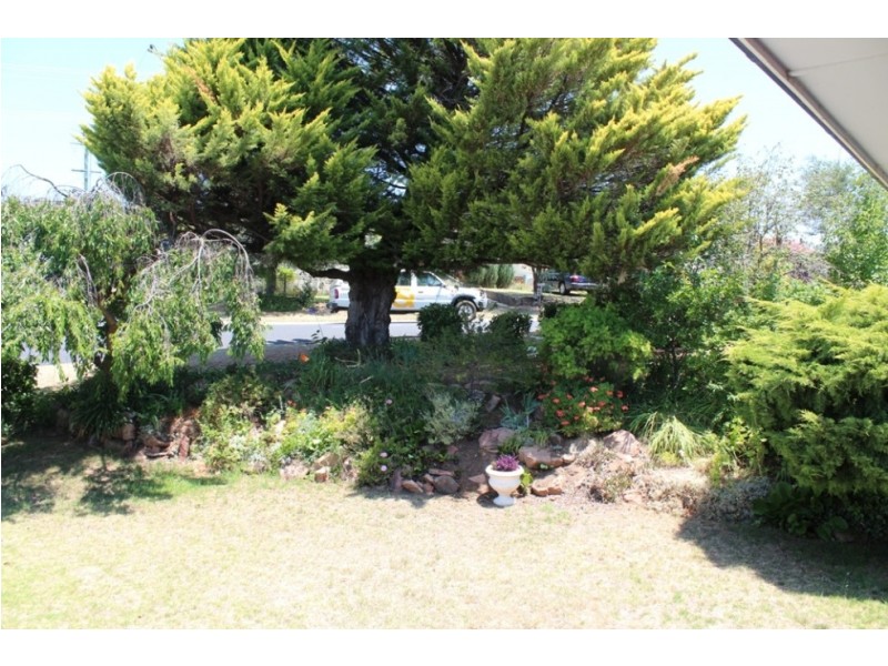 17 White Street, Bathurst NSW 2795