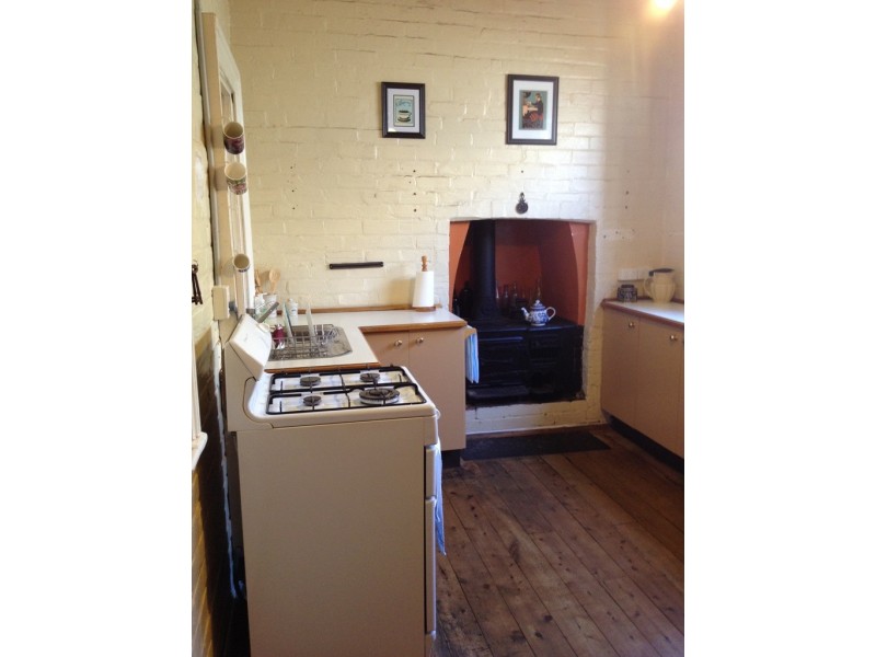 121 Peel Street, Bathurst NSW 2795