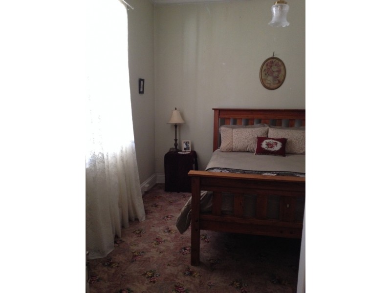 121 Peel Street, Bathurst NSW 2795