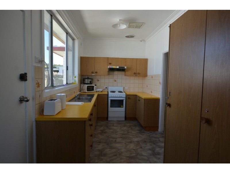 364 Stewart Street, Bathurst NSW 2795