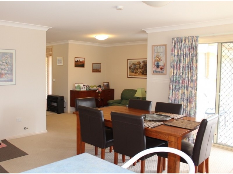 41 Hughes Street, Kelso NSW 2795
